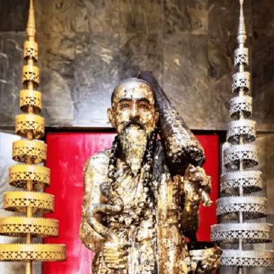 มณฑปหลวงปู่เอี่ยมอิริยาบถรุดงค์